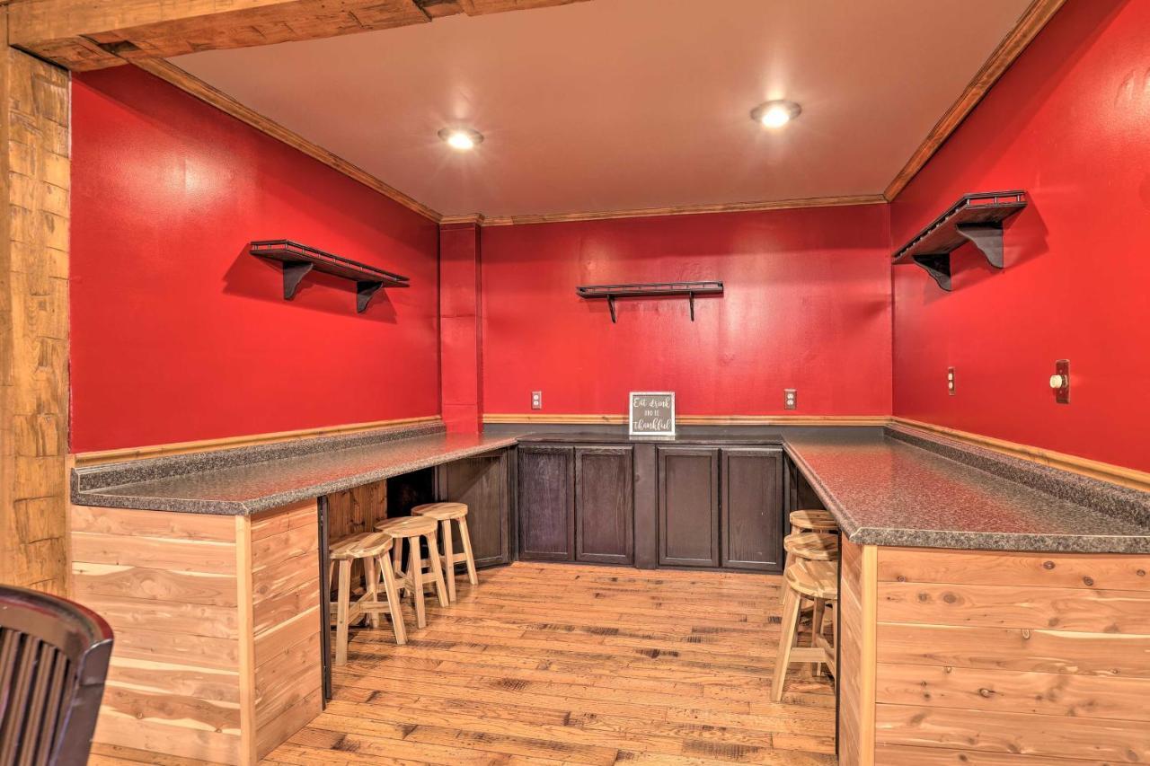 Pet-friendly Seneca With Private Deck Ovid